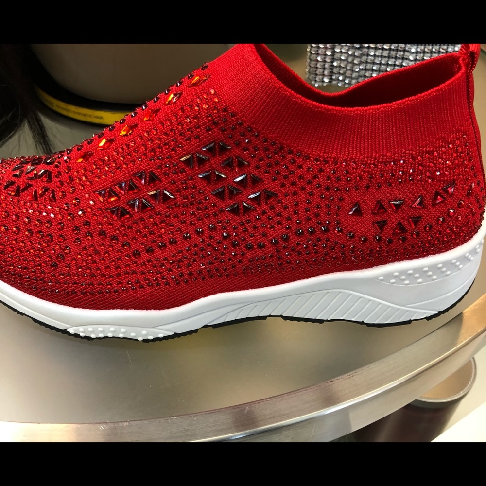 Diva Comfy Bling Tennis